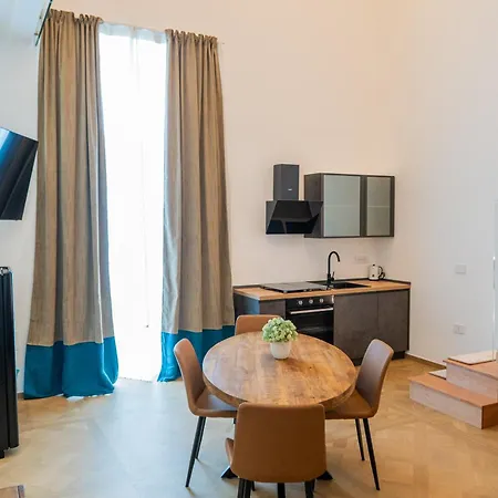 Dimora Del Corso מנפרדוניה