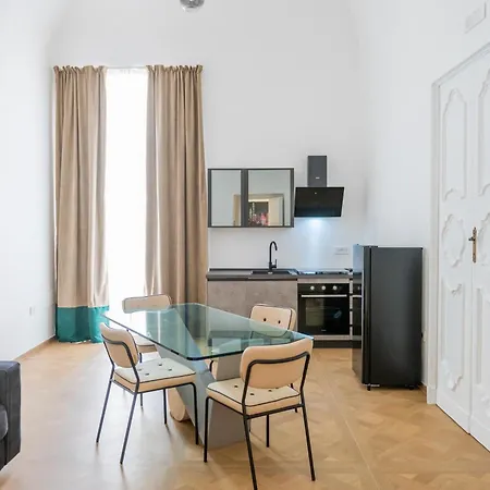 아파트호텔 Dimora Del Corso 3*