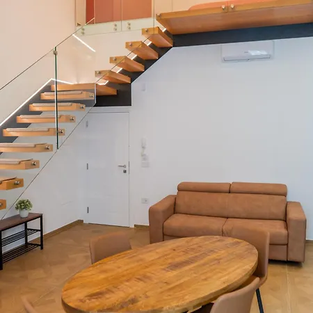 Dimora Del Corso 아파트호텔 3*