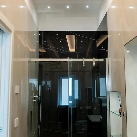 Dimora Del Corso 아파트호텔