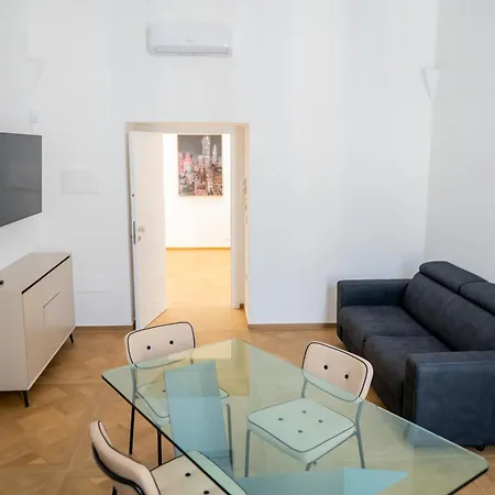 Appart hôtel Dimora Del Corso Manfredoine